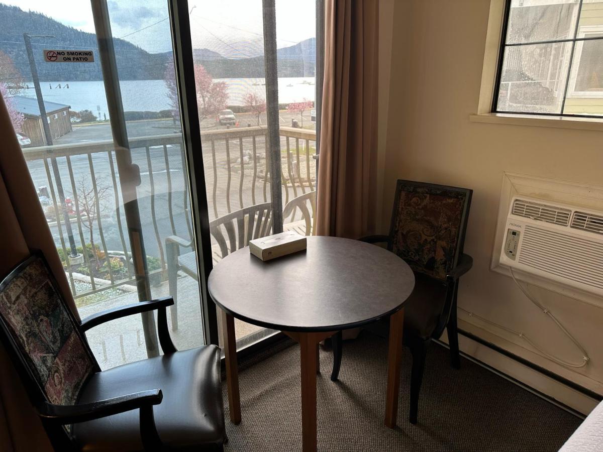 Wessex Inn By The Sea Cowichan Bay Εξωτερικό φωτογραφία