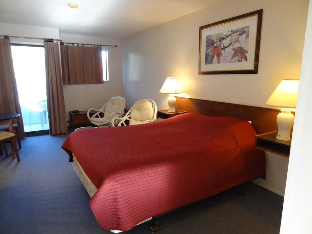 Wessex Inn By The Sea Cowichan Bay Εξωτερικό φωτογραφία