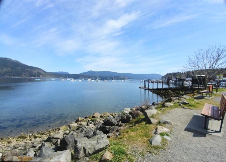 Wessex Inn By The Sea Cowichan Bay Εξωτερικό φωτογραφία