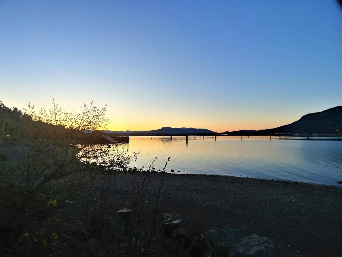 Wessex Inn By The Sea Cowichan Bay Εξωτερικό φωτογραφία
